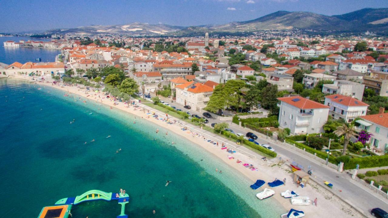 Beachfront Apartments Don Kaštela Eksteriør bilde