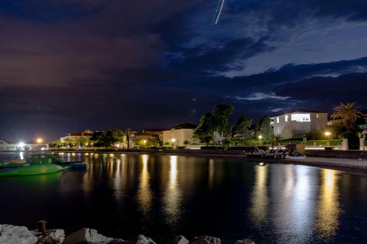 Beachfront Apartments Don Kaštela Eksteriør bilde