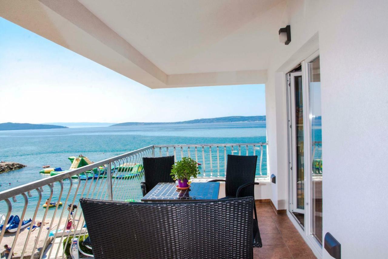 Beachfront Apartments Don Kaštela Eksteriør bilde